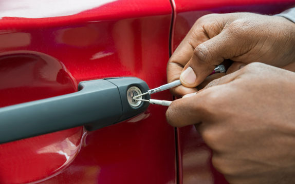 Liberty Locksmith New Orleans provides car key replacement service in New Orleans, Louisiana