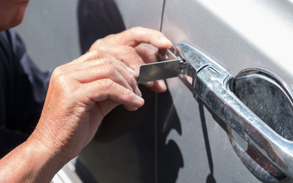 Liberty Locksmith New Orleans provides car key replacement service in New Orleans, Louisiana