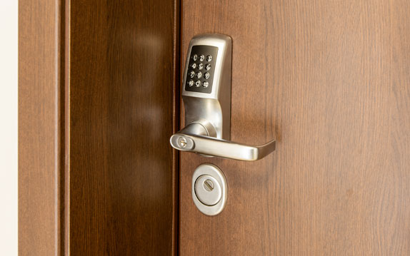 Liberty Locksmith New Orleans provides commercial lockout service in New Orleans, Louisiana
